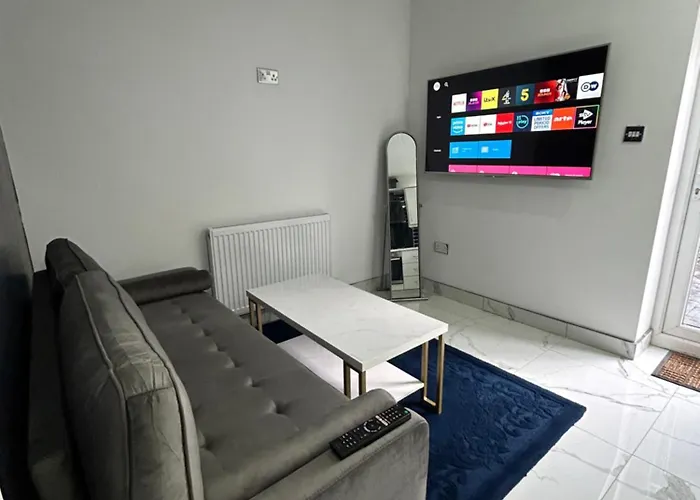 Peaceful Studio - Near Nec, Bhx Airport.