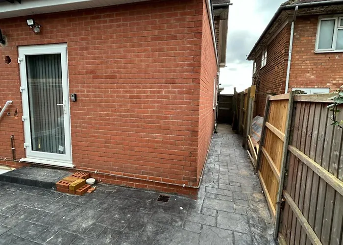 Peaceful Studio - Near Nec, Bhx Airport.
